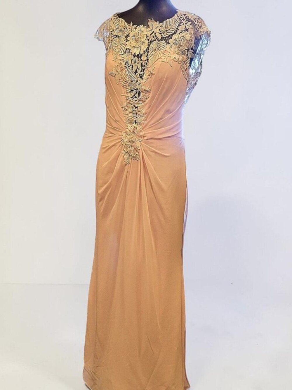 Montage by Mon Cheri Blush Lace  Formal Gown ~ Size 6